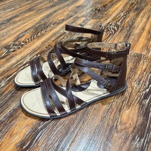 Born Brown Leather Sandals Size 9M Women's Strappy Flat Shoes Gladiator B.O.C.